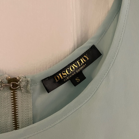 mint top with zipper in back - Picture 3 of 3